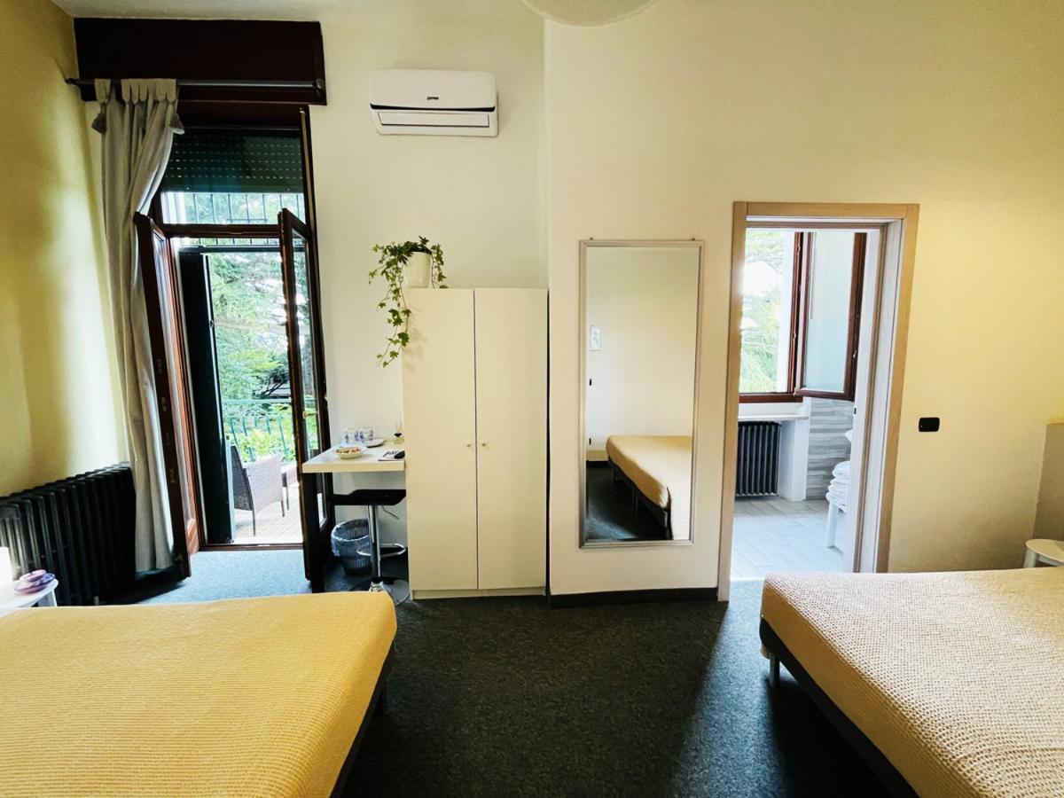 Hotel Casa Giulietta à Desenzano del Garda Extérieur photo
