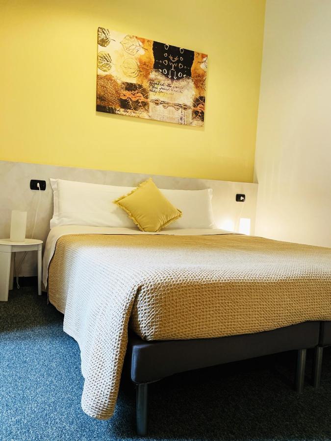Hotel Casa Giulietta à Desenzano del Garda Extérieur photo