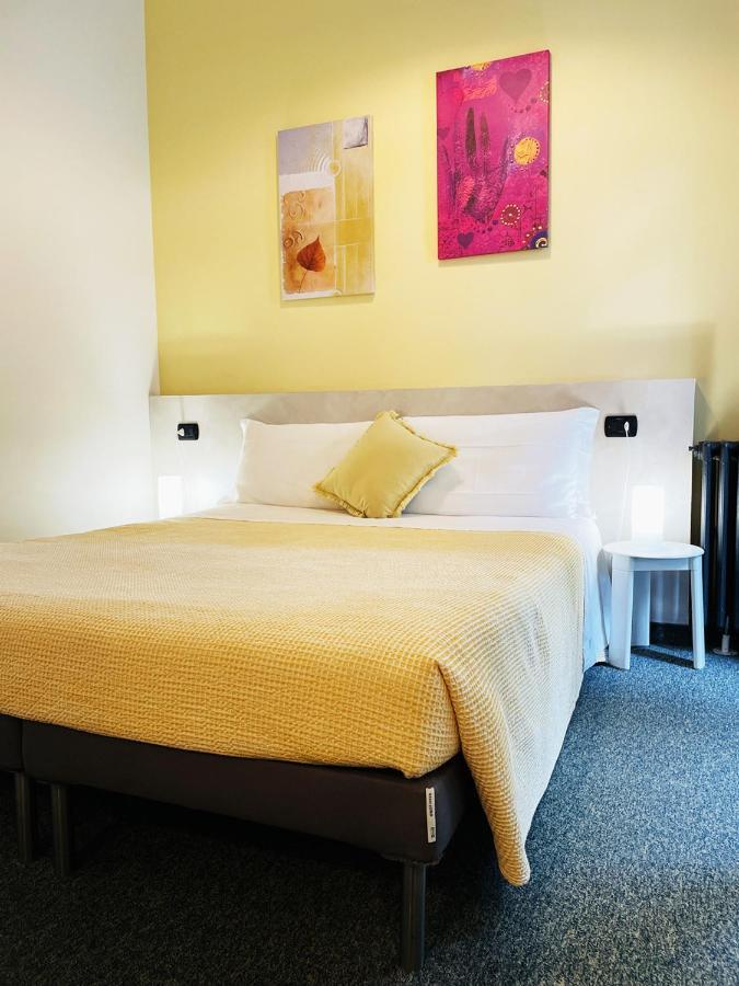 Hotel Casa Giulietta à Desenzano del Garda Extérieur photo