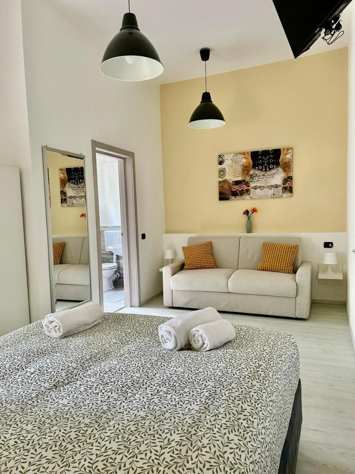 Hotel Casa Giulietta à Desenzano del Garda Extérieur photo