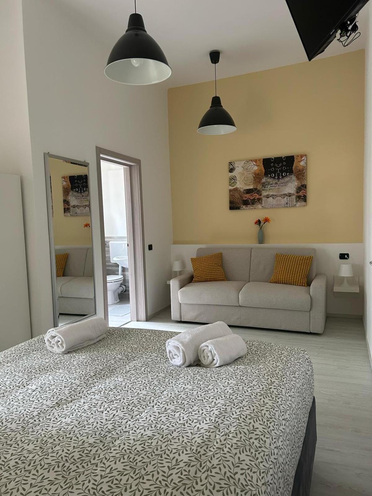 Hotel Casa Giulietta à Desenzano del Garda Extérieur photo